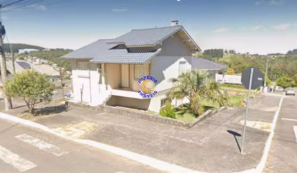 Casa com 2 quartos à venda no Monte Verde, Farroupilha , 280 m2 por R$ 700.000