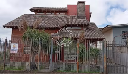 Casa com 2 quartos à venda no De Lazzer, Caxias do Sul , 249 m2 por R$ 700.000