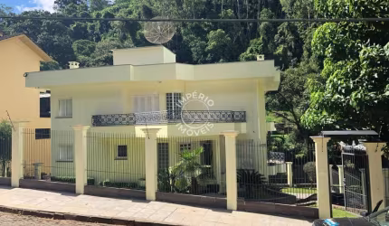 Casa com 3 quartos à venda no Galópolis, Caxias do Sul , 358 m2 por R$ 1.600.000