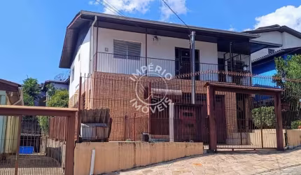 Casa com 3 quartos à venda no Esplanada, Caxias do Sul , 191 m2 por R$ 450.000
