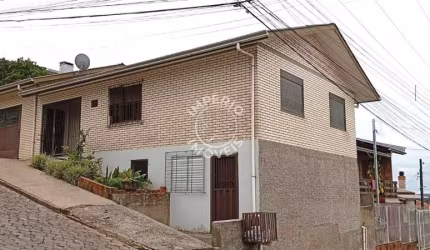Casa com 4 quartos à venda na Cidade Nova, Caxias do Sul , 140 m2 por R$ 320.000