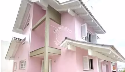 Casa com 3 quartos à venda na Bela Vista, Caxias do Sul , 377 m2 por R$ 1.700.000