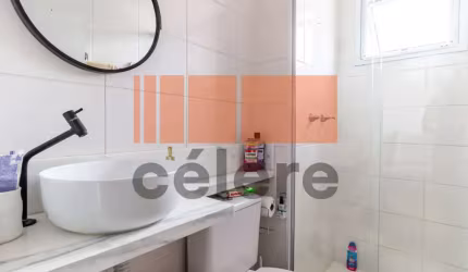 Apartamento com dois dormitórios uma vaga