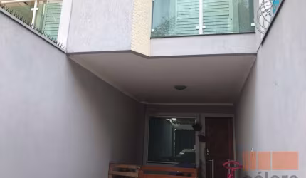 OPORTUNIDADE ÚNICA! SOBRADO  3 DORM. (2 SUÍTES) E 2 VAGAS - VALOR ABAIXO DO MERCADO - R$ 690.000,00