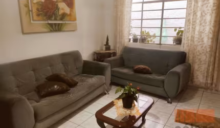Casa Térrea com 2 Quartos ,  1 banheiro e 3 vagas à Venda, 186 m² por R$ 899.000,00 -  Mooca/SP
