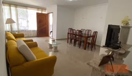 Casa Térrea á venda c/ 241m2 -  Vila Monumento -  R$ 995.000,00