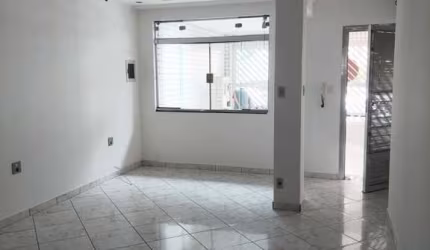 Excelente Casa com 02 Dormitórios e 02 Vagas Cobertas, Alto da Mooca / SP -  R$ 850.000,00