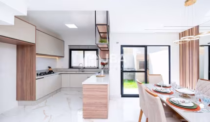 Casa com 3 quartos à venda na Rua Osmário Machado, 345, Xaxim, Curitiba, 92 m2 por R$ 619.000