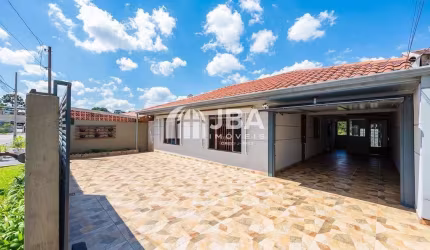 Casa com 3 quartos à venda na Oscar Hioschi, 77, Roça Grande, Colombo, 205 m2 por R$ 649.000