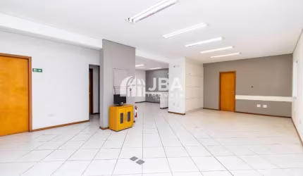 Prédio com 4 salas para alugar na Rua Professor Assis Gonçalves, 1563, Água Verde, Curitiba, 160 m2 por R$ 5.950