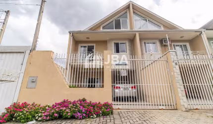 Casa com 4 quartos à venda na Mangas, 46, Uberaba, Curitiba, 180 m2 por R$ 715.000