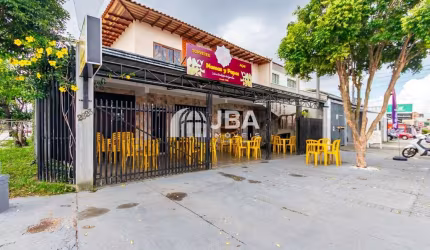 Casa comercial à venda na Rua Jussara, 2823, Sítio Cercado, Curitiba, 247 m2 por R$ 1.380.000
