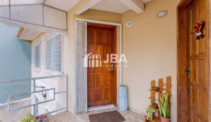 Apartamento com 2 quartos à venda na Rua Maria da Glória Silveira, 248, Ipê, São José dos Pinhais, 51 m2 por R$ 190.000