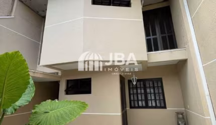 Casa com 3 quartos à venda na Rua Odete Laura Foggiato, 493, Atuba, Curitiba, 220 m2 por R$ 888.000