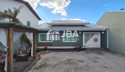 Casa com 4 quartos à venda na Avenida Florianópolis, 1199, Cajuru, Curitiba, 225 m2 por R$ 1.400.000