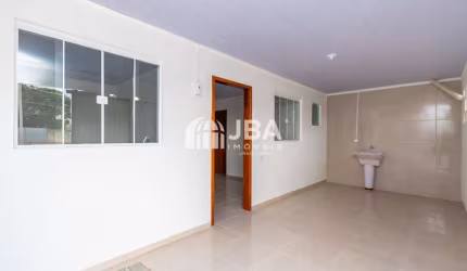 Casa com 2 quartos para alugar na Egon Laschewitz, 164, Planta Jardim Tarumã, Piraquara, 63 m2 por R$ 1.700