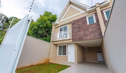 Casa com 3 quartos para alugar na Rua Fernando de Noronha, 2940, Santa Cândida, Curitiba, 123 m2 por R$ 2.950
