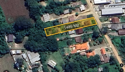 Chácara em Campo Magro: 3 Dormitórios (1 Suíte), Localização Privilegiada e 1.489 m² de Terreno
