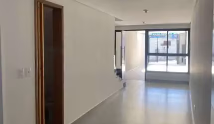 Sobrado à Venda em Artur Alvim, São Paulo - SP