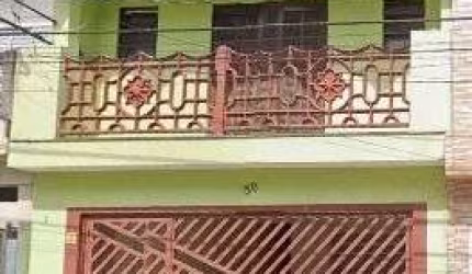 Sobrado à Venda em Guaianazes, São Paulo - SP