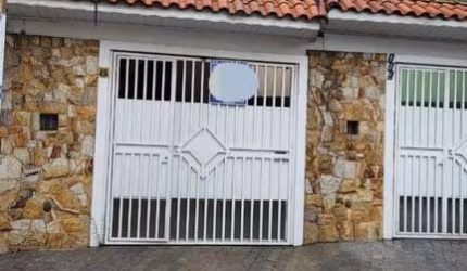 Sobrado à Venda em Jardim Laone, São Paulo - SP