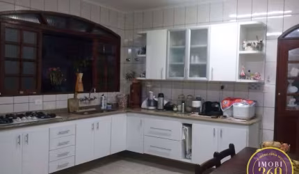 SOBRADO Á VENDA NA VILA CARRÃO  3 SUÍTES 4 VAGAS