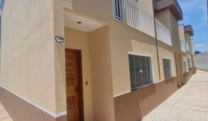 Sobrado à Venda em Caxangá, Suzano - SP