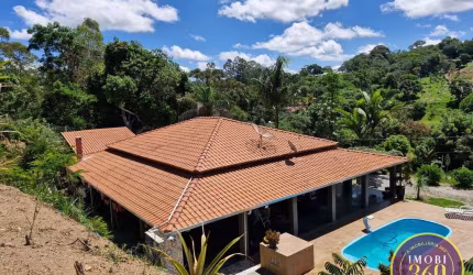 CHÁCARA Á VENDA EM PEDRA BELA COM 3600 M²