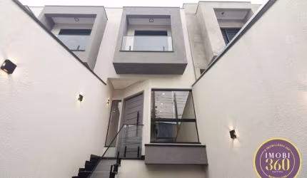 Sobrado de alto padrão na Vila Santa Isabel, com acabamento de primeira linha.*