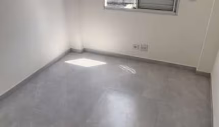 Apartamento com 02 dormitórios com vaga de garagem em Itaquera