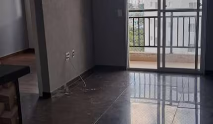 Apartamento Locação com 02 dormitórios com vaga de garagem na Penha de França