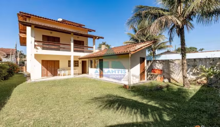 Casa com 3 dorms, Praia da Lagoinha, Ubatuba - R$ 800 mil, Cod: 552