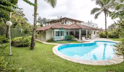 Casa com 5 dorms, Praia Dura, Ubatuba - R$ 3.2 mi, Cod: 1321