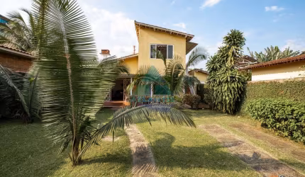 Casa com 7 dorms, Praia da Maranduba, Ubatuba - R$ 1.6 mi, Cod: 1583