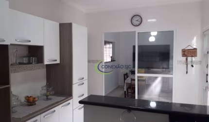 Casa com 3 dormitórios à venda, 200 m² por R$ 530.000,00 - Jardim Altos de Santana - São José dos Campos/SP