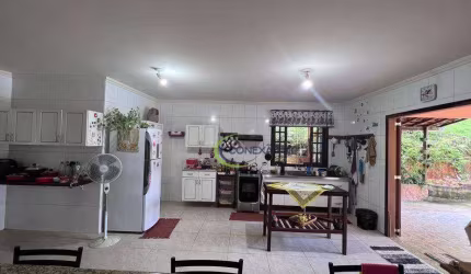 Chácara com 3 dormitórios à venda, 11000 m² por R$ 1.300.000,00 - Buquirinha - São José dos Campos/SP