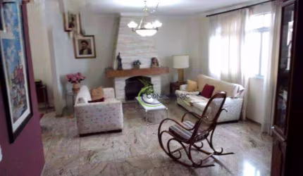 Cobertura à venda, com 375 m² por R$ 1.700.000 - Vila Adyana - SJC