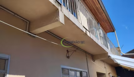 Casa com 2 dormitórios à venda, 200 m² por R$ 760.000 - Bosque dos Eucaliptos - São José dos Campos/SP