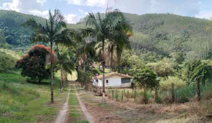 Fazenda com 3 dormitórios à venda, 1452000 m² por R$ 6.000.000,00 - Turvo - São José dos Campos/SP