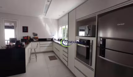 Casa com 3 dormitórios para alugar, 200 m² por R$ 19.000,00/mês - Condomínio Reserva do Paratehy - São José dos Campos/SP