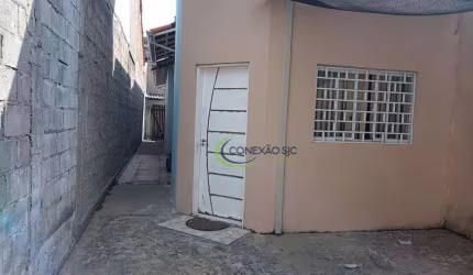 Casa com 2 dormitórios à venda por R$ 250.000,00 - Village das Flores - Caçapava/SP