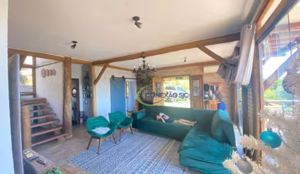 Chácara com 5 dormitórios à venda, 500 m² por R$ 1.980.000,00 - Freitas - São José dos Campos/SP