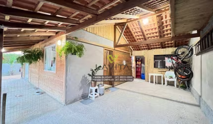 Casa Mista a Venda com 2 Dormitórios - Bairro Coloninha - Gaspar SC | La Vita Imóveis