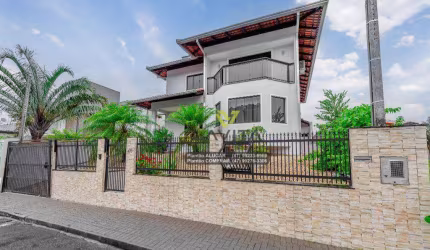 Casa com 5 dormitórios à venda, 270 m² por R$ 1.100.000,01 - Bela Vista - Gaspar/SC