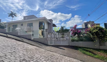Casa com 4 dormitórios à venda, 204 m² por R$ 1.500.000 - Itoupava Seca - Blumenau/SC | La Vita Imóveis