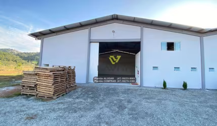 Galpão para alugar, 355 m² por R$ 6.693,33/mês - Belchior Baixo - Gaspar/SC