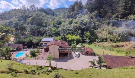 Sitio com 200.000m² Com 450m² de Àrea Construída - Bairro Lageado Alto - Guabiruba SC | La Vita Imóveis