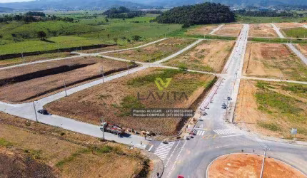 Terreno à venda, 450 m² por R$ 190.000 - Poço Grande - Gaspar/Santa Catarina | La Vita Imóveis