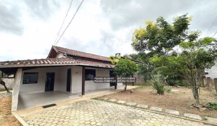 Casa com 2 dormitórios para alugar, 110 m² por R$ 2.560,00/mês - Badenfurt - Blumenau/SC