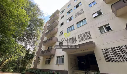 Amplo apartamento a venda no Centro de Blumenau-SC